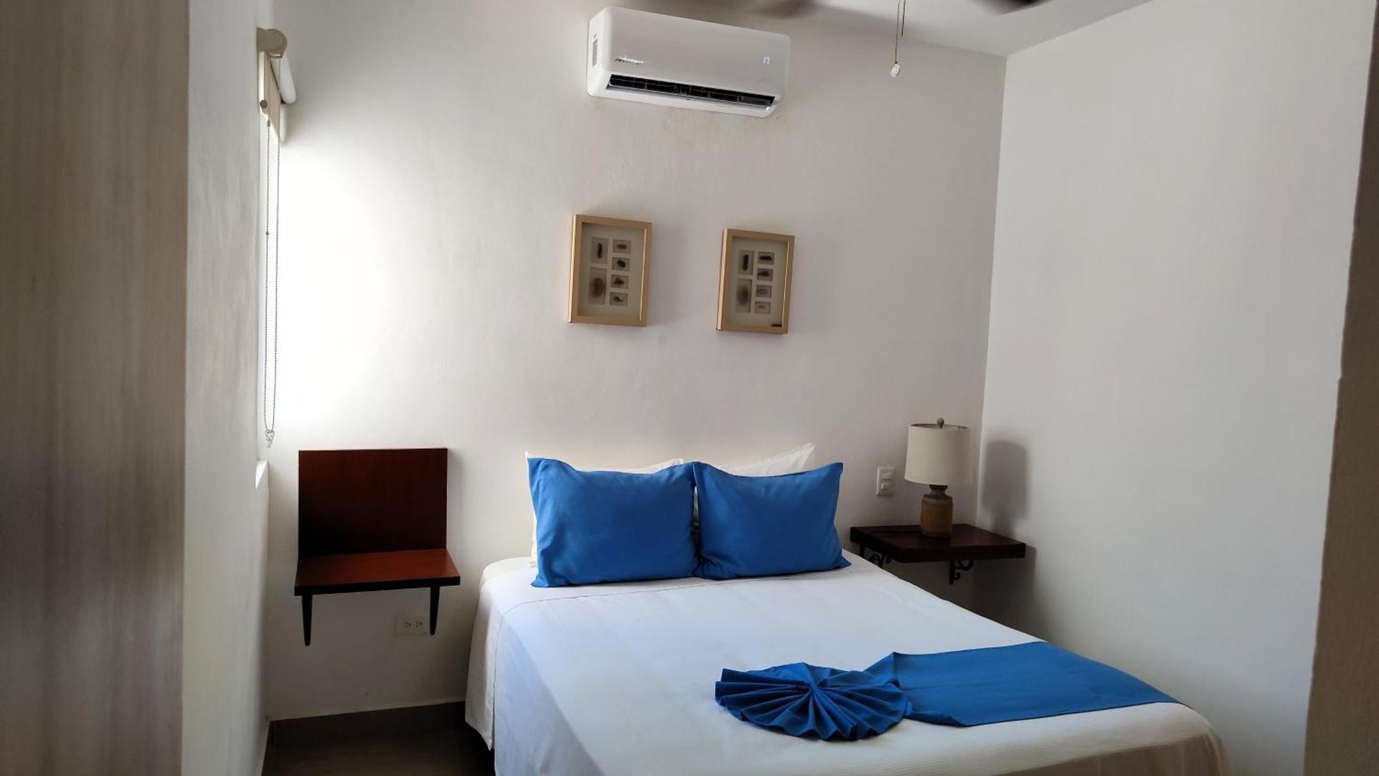 פוארטו מורלוס Vela'S Condos Ocean Front מראה חיצוני תמונה
