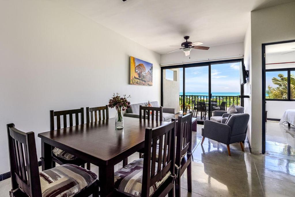 פוארטו מורלוס Vela'S Condos Ocean Front מראה חיצוני תמונה